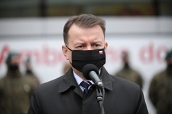 Szef MON: Rząd będzie rozmawiał o możliwości zakupu chińskiej szczepionki