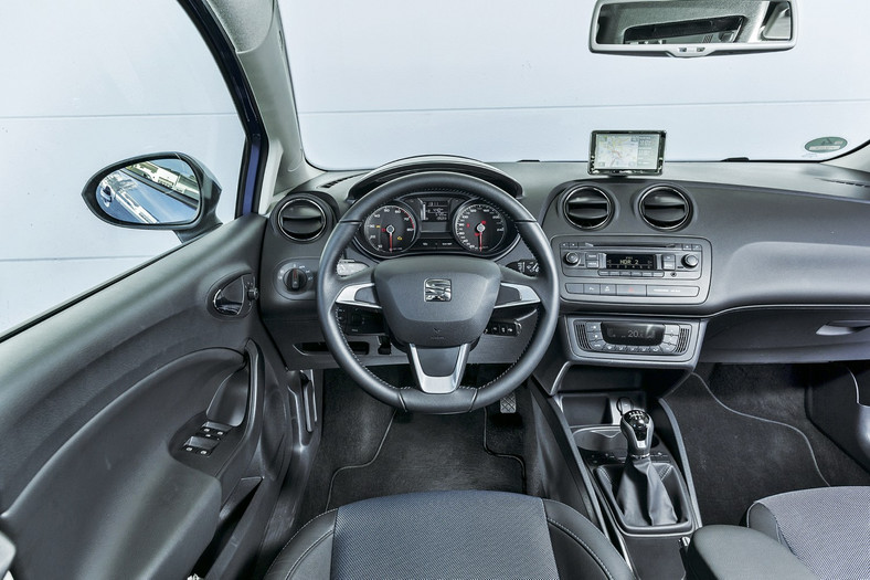 Porównanie: Skoda Fabia kontra Citroen C3, Dacia Sandero, Peugeot 208, Renault Clio i Seat Ibiza