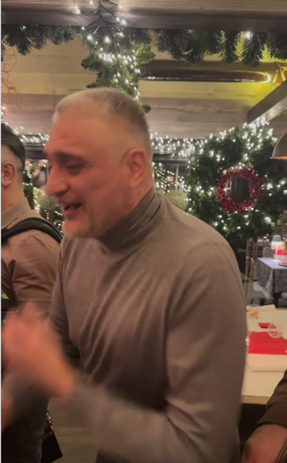 Čeda Jovanović u kafani