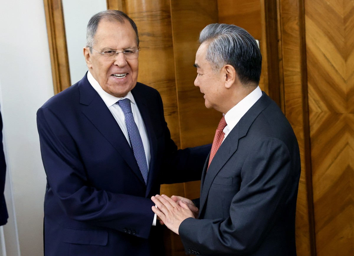 Siergiej Ławrow i Wang Yi