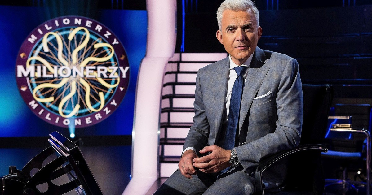 Co ma wytatuowane Hubert Urbański na palcach? To mało znany fakt z życia znanego prowadzącego