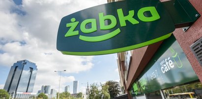 Zaostrzą prawo, by zamknąć Żabki?!