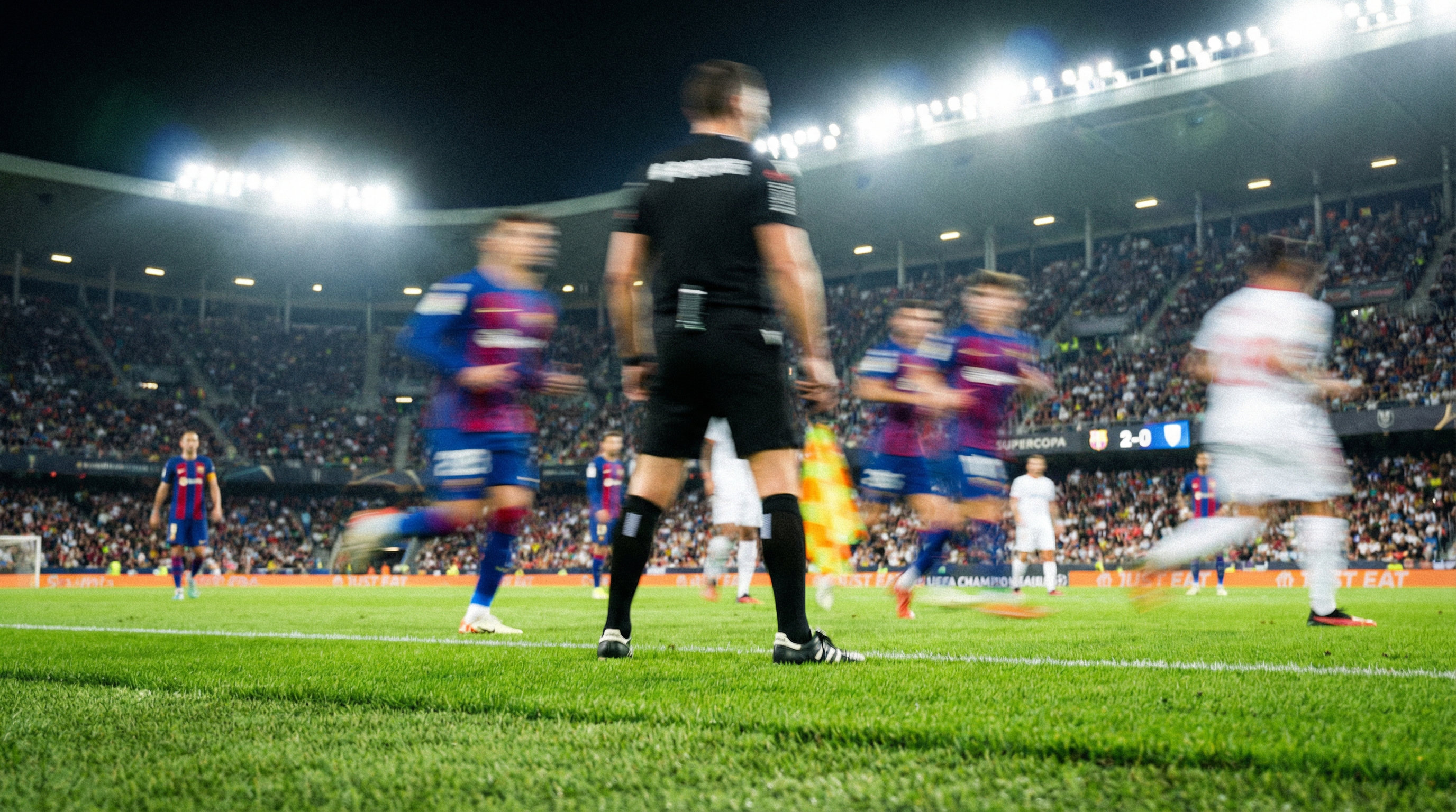 Supercopa: El árbitro añade siete minutos en vez de tres - caen tres goles