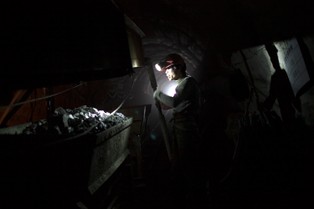 Zimowe ogrzewanie za 13 tys. zł? Niedobory węgla uderzyły w Polaków