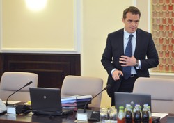 Cała prawda o oszczędnościach Nowaka w PKP