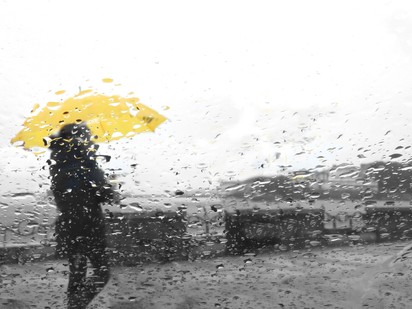 Orvosmeteorológia: rossz napja lesz csütörtökön a fejfájósoknak