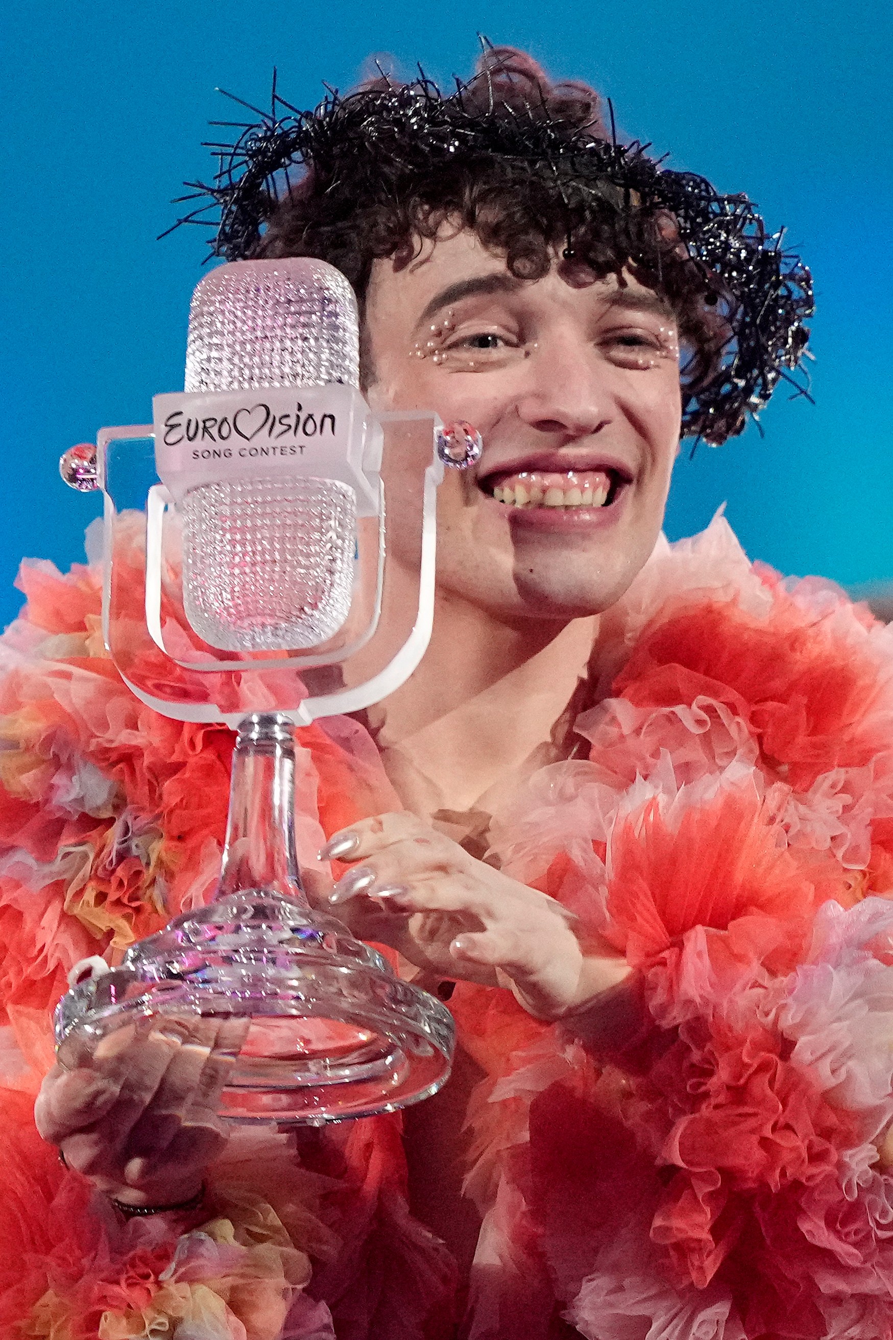 Švajčiarsky spevák Nemo.