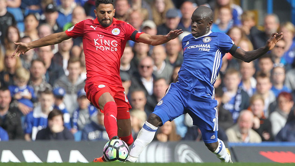 Riyad Mahrez (po lewej) i  Ngolo Kante