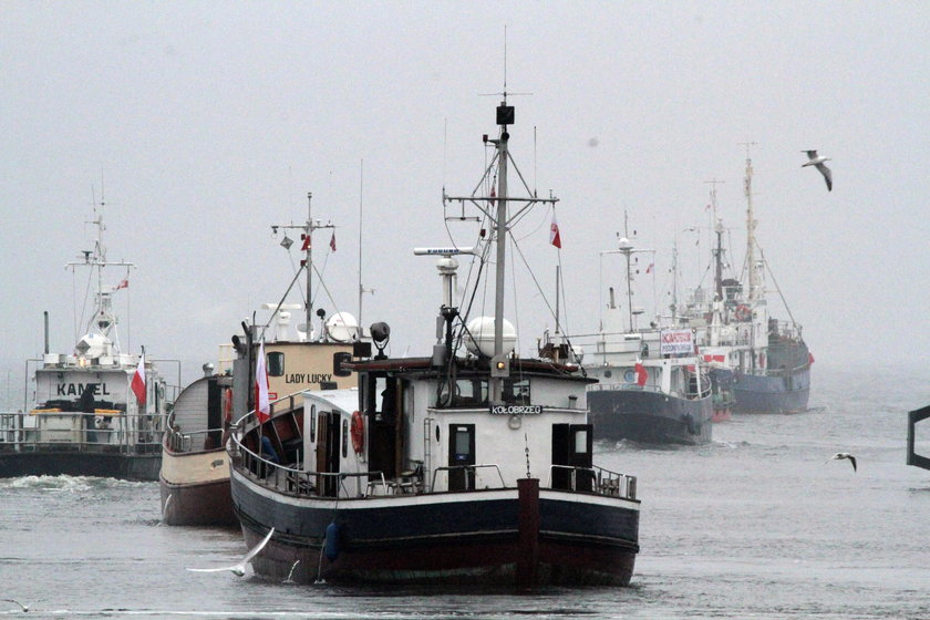Protest właścicieli kutrów na Bałtyku. Blokowali porty