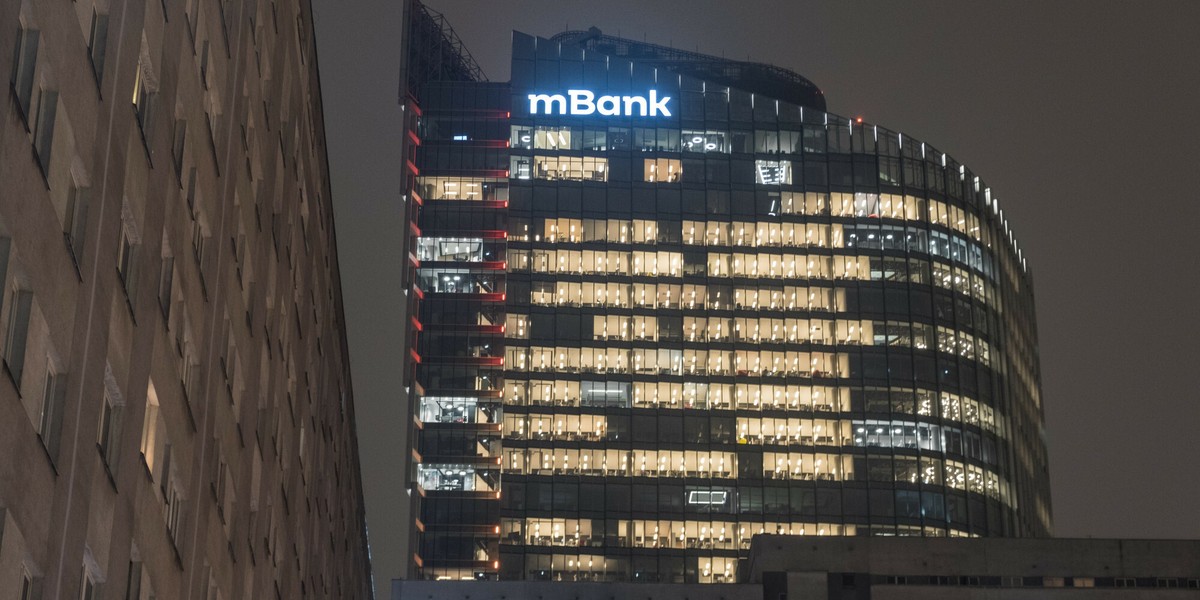 Bank zapewnia, że udało się już opanować awarię.