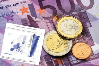 W tych krajach gotówka nadal rządzi. Wyróżniają się dwa regiony [MAPA]