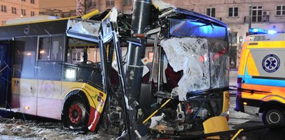 Przerażający wypadek autobusu w centrum Warszawy. Są ranni!