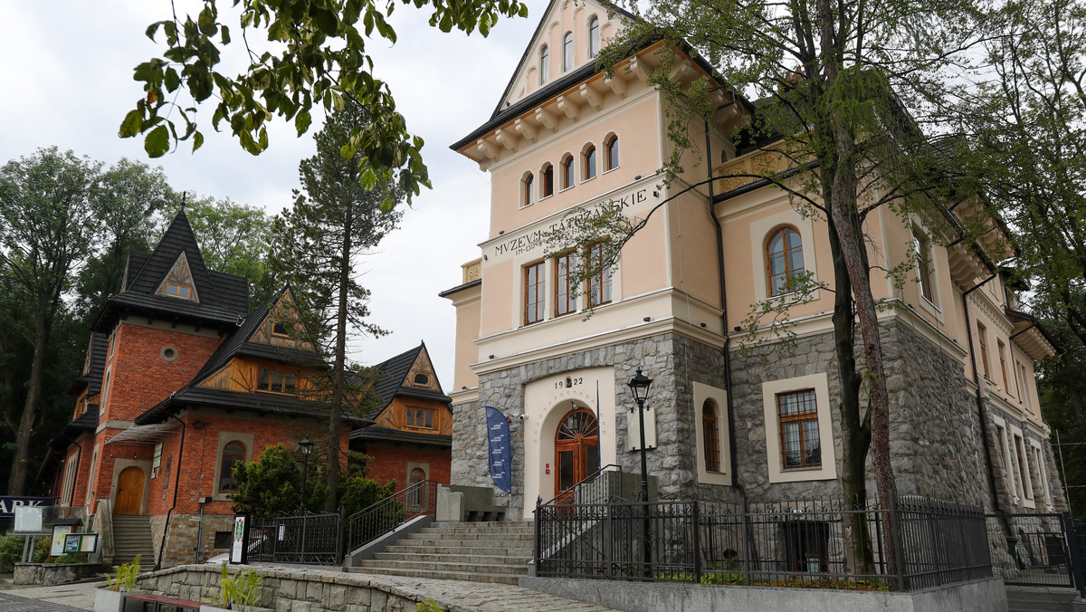 Pożar willi, w której znajdowała się galeria sztuki. Policja bada okoliczności