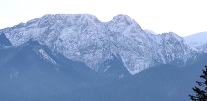 Zakopane białe. W górach pierwszy stopień zagrożenia lawinowego