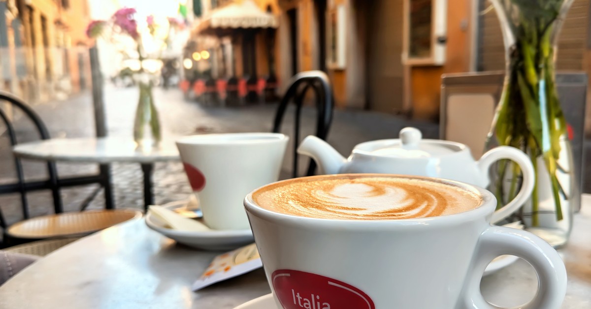 Dlaczego kawa drożeje? Analiza rynku kawy w Polsce i prognozy na 2026 rok