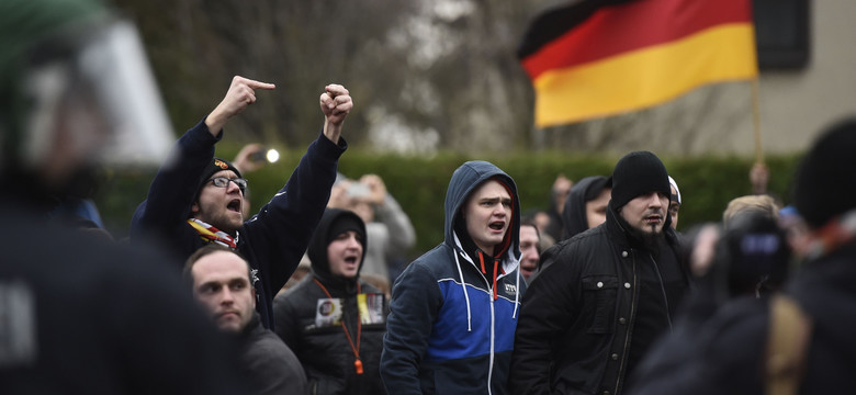 Podpalacze lontów. Neonaziści w Niemczech podnoszą głowy