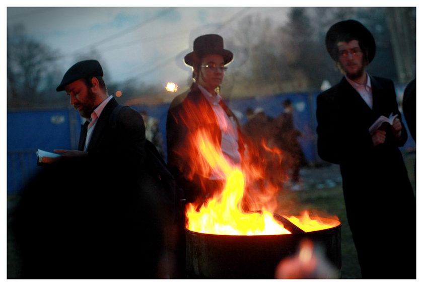 Żydzi z całego świata modlą się w Leżajsku