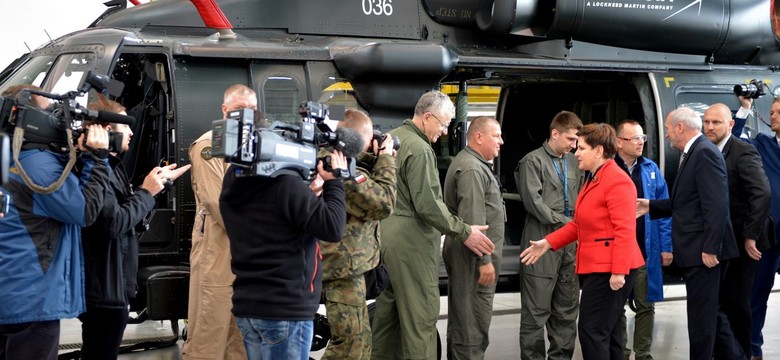 Macierewicz: W tym roku pierwsze śmigłowce Black Hawk dla polskich komandosów