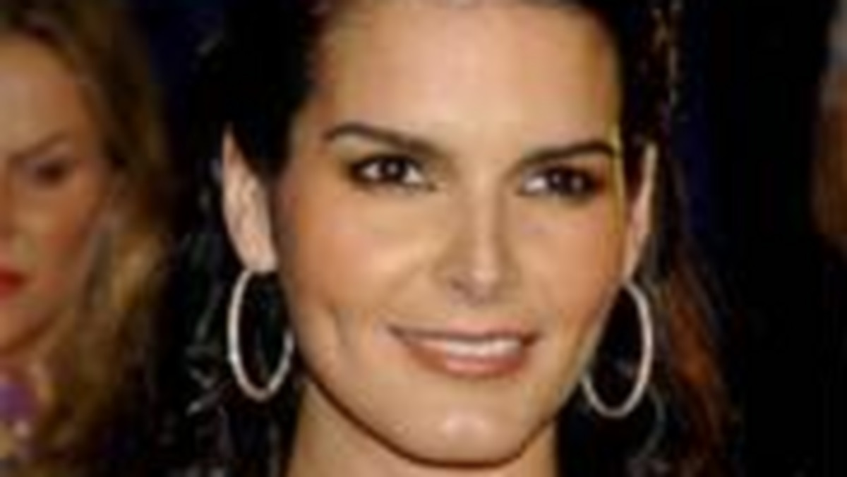 Angie Harmon urodziła trzecią córkę - donosi magazyn "People".