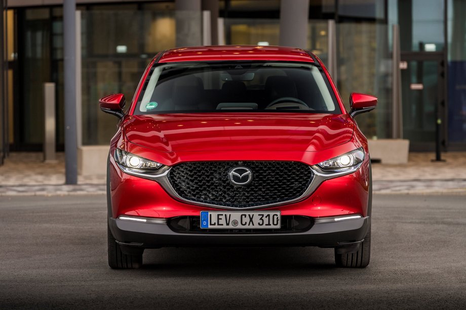 Mazda CX-30 w lakierze Soul Red Crystal - zdjęcie poglądowe