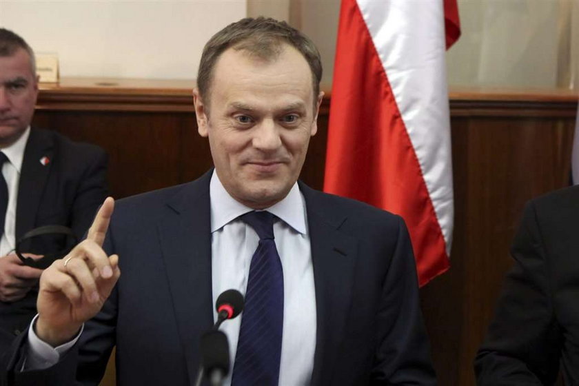 Tusk: Polska pomoże Japonii mądrzej niż Haiti