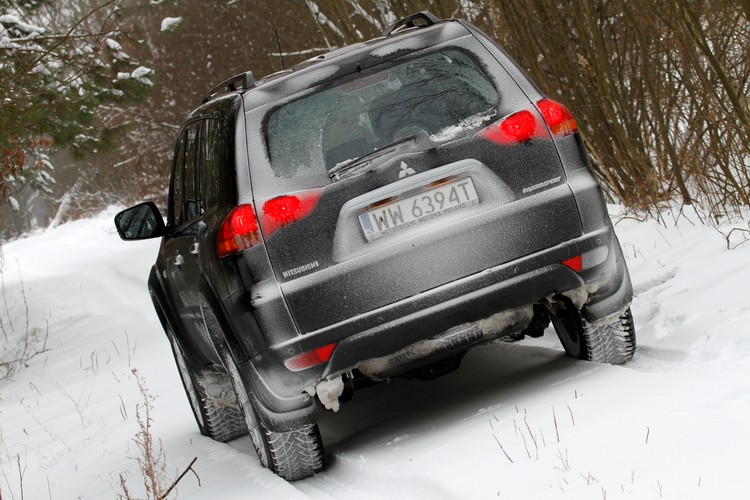 Mitsubishi pajero sport