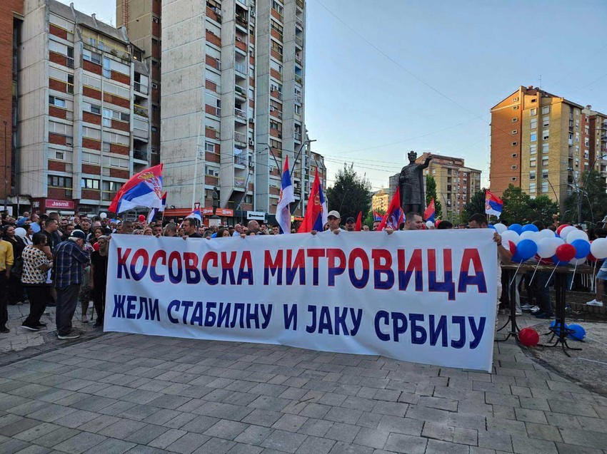 Okupljanja građana protiv blokada Kosovska Mitrovica