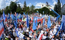 Opozycja zapowiada "koalicję prodemokratyczną", nie wyklucza blokady Sejmu