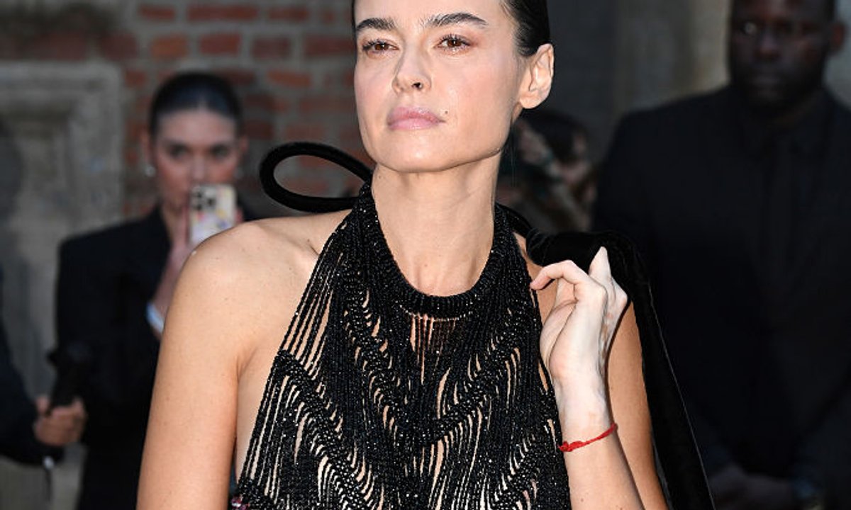 Kasia Smutniak odsłoniła wytatuowane plecy. Polka olśniła w Mediolanie