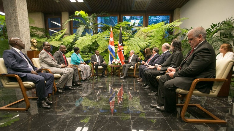President Uhuru Kenyatta's delegation to Cuba were on the spot light for failing to take notes 