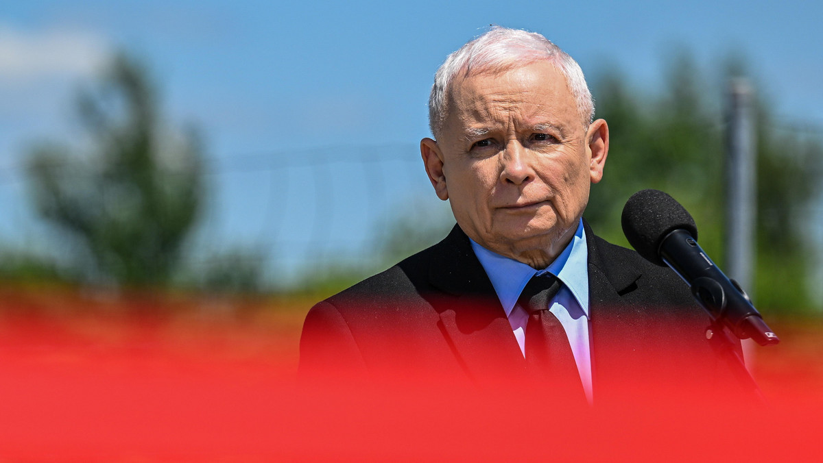 Kaczyński na Jasnej Górze mówi o "decydującym momencie". "Nie można oddać władzy"