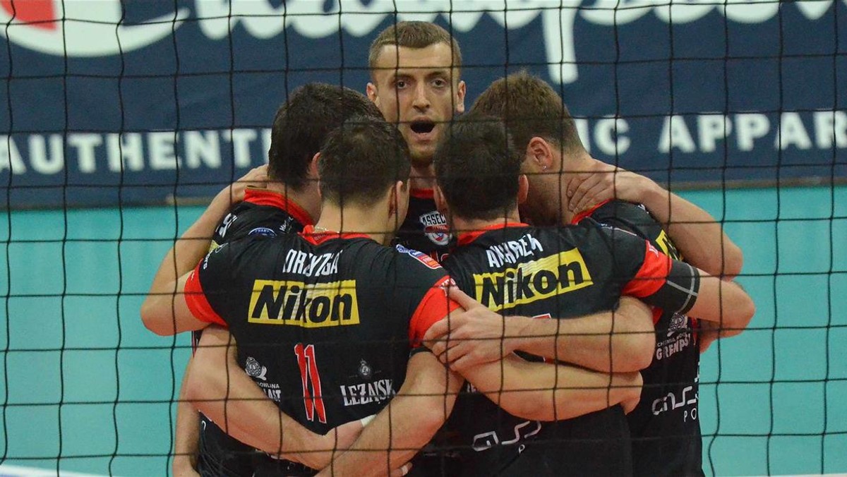 Asseco Resovia Rzeszów jest blisko awansu do fazy play-off Ligi Mistrzów. Jak informuje "Przegląd Sportowy", mistrzowie Polski będąsię starać o organizację turnieju Final Four rozgrywek w marcu 2014 roku.