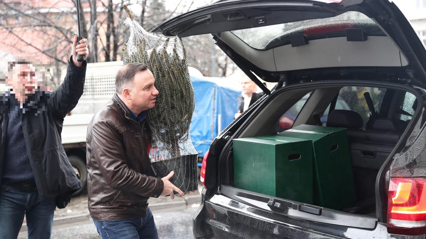 Prezydent Andrzej Duda kupił choinkę