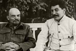 Józef Stalin z Włodzimierzem Leninem w Gorki, 1922 r.