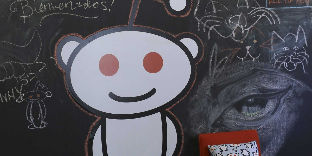 Reddit will soon start rewriting certain links to make money