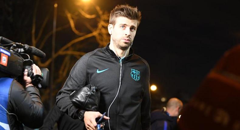 Le défenseur central du FC Barcelone, Gerard Pique, est en instance de divorce avec la chanteuse Shakira avec qui il a passé 10 ans de vie de couple.