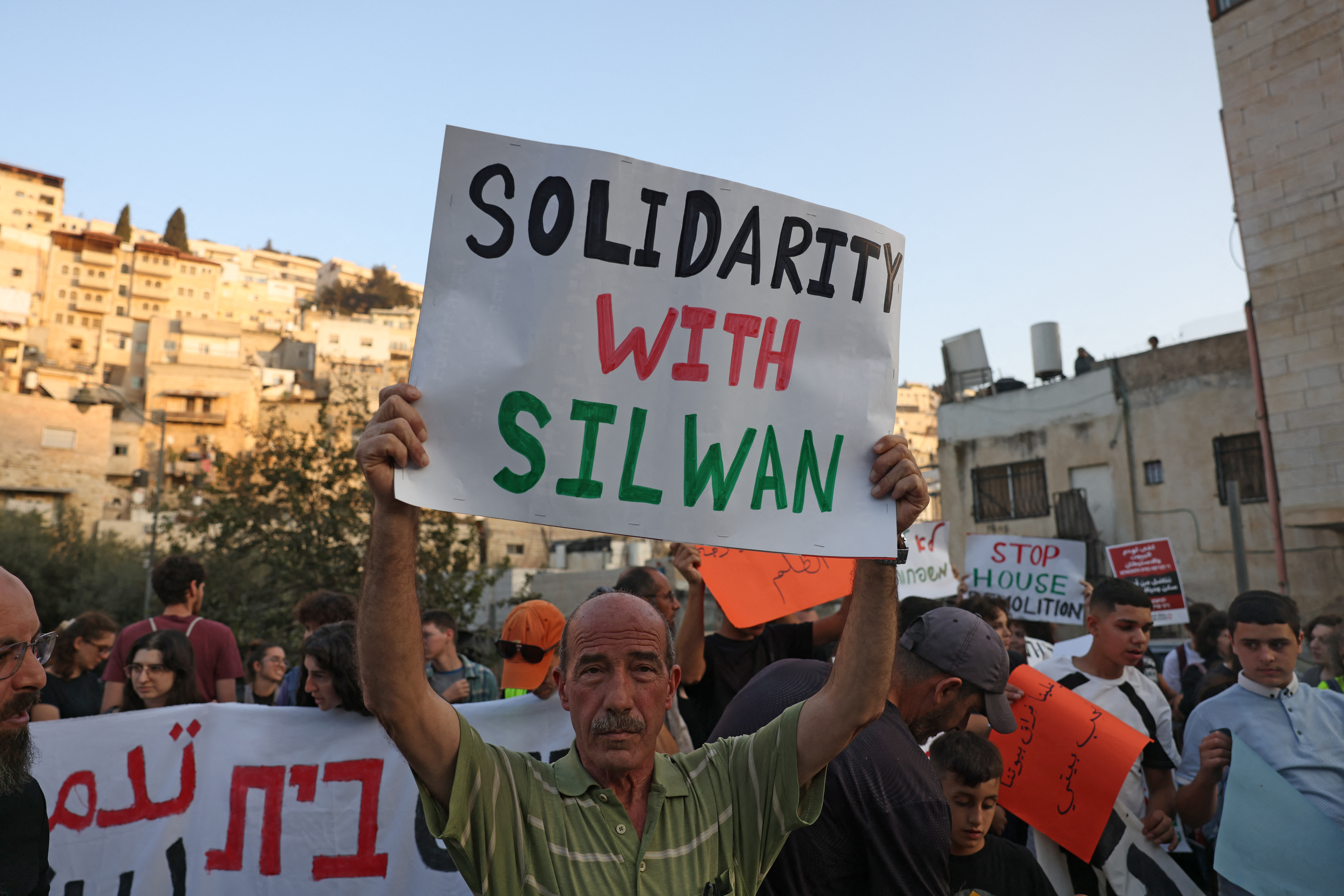 Quelques heures avant une réunion: Israël démolit un immeuble à Jérusalem-Est