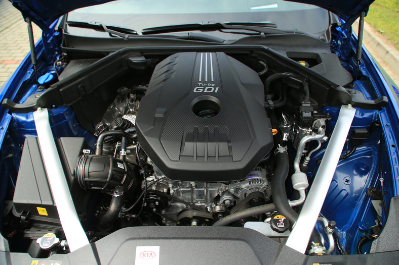 Kia Stinger 2.0 T-GDI GT Line