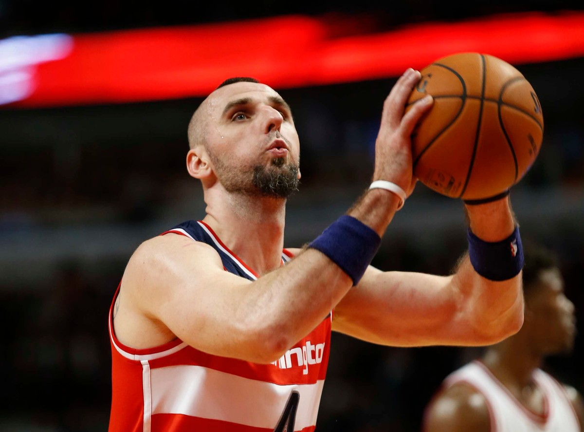 Liga NBA: Zwycięstwo Wizards nad Cavaliers. Marcin Gortat tym razem nie zachwycił