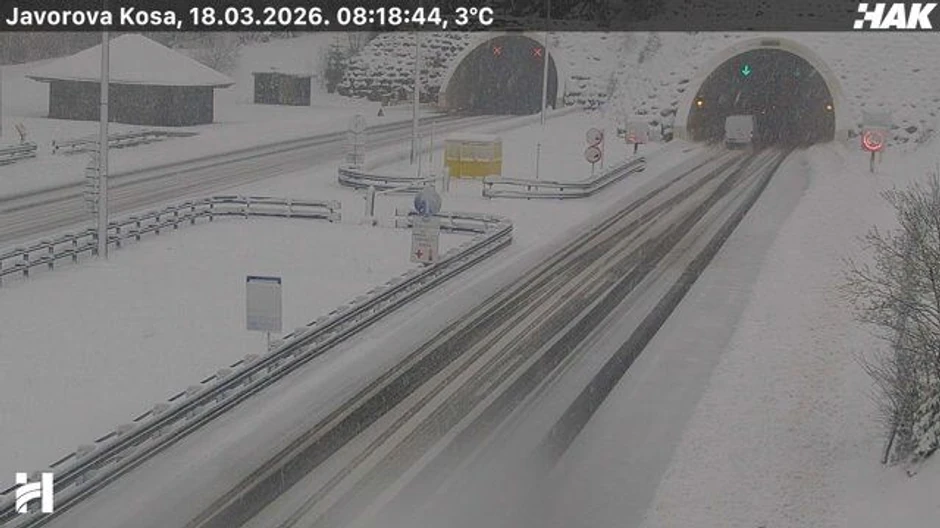 Sneg na auto-putu u Hrvatskoj.