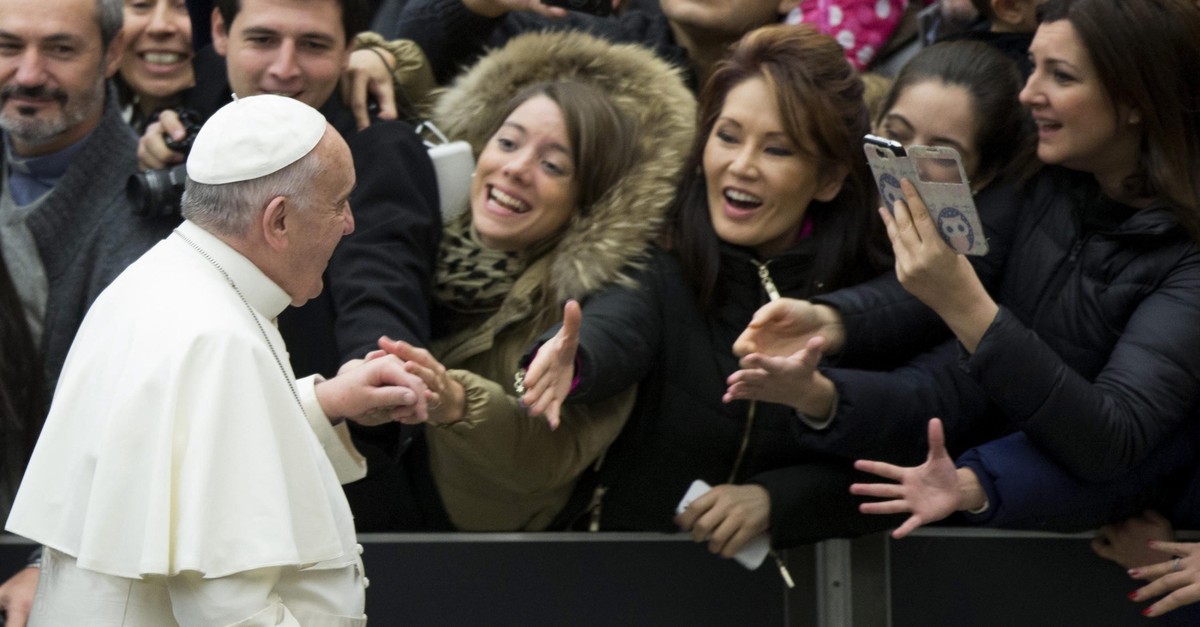 10 euro za nowe auto 4x4! Papież Franciszek dziś pozbywa się prezentów