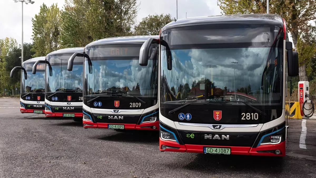 Gdańskie przedsiębiorstwo komunikacji miejskiej na razie użytkuje 18 elektrycznych autobusów