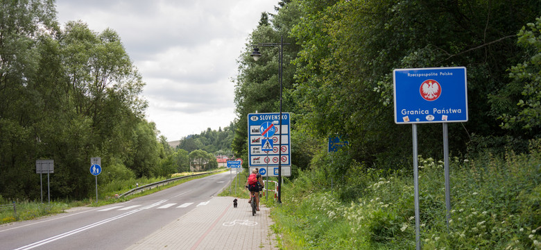 Tymczasowe kontrole na granicy ze Słowacją. Decyzja szefa MSWiA