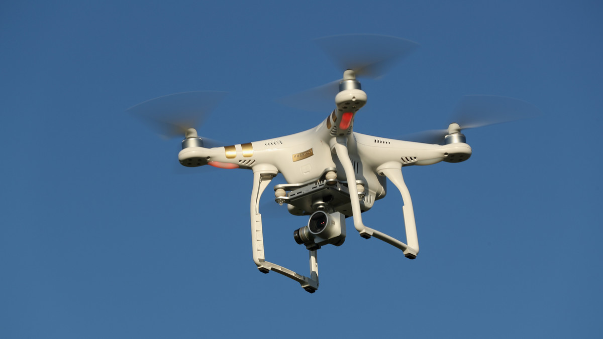 Prokuratura Okręgowa w Olsztynie umorzyła śledztwo ws. rosyjskiego drona, który w 2017 roku rozbił się pod Kętrzynem. W ocenie prokuratury brak jest danych dostatecznie uzasadniających podejrzenie popełnienia przestępstwa szpiegostwa.
