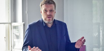 Adrian Zandberg alarmuje: związkowcy są wyrzucani z pracy! Chce zablokować zwolnienia 