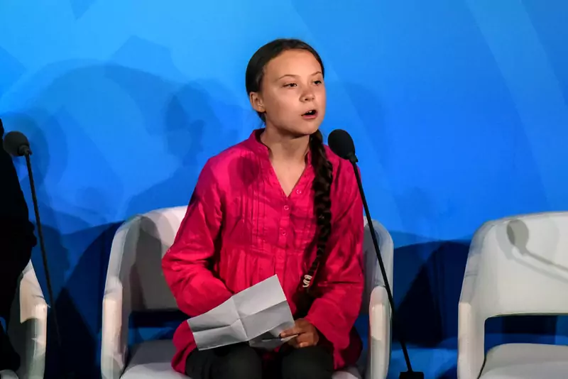 Greta Thunberg przemawia na szczycie działań na rzecz klimatu w ONZ 23 września 2019 r. w Nowym Jorku. Chociaż Stany Zjednoczone nie wezmą udziału, oczekuje się, że Chiny i około 70 innych krajów ogłoszą komunikaty dotyczące zmian klimatycznych. Szczyt w ONZ odbywa się po ogólnoświatowym Młodzieżowym Strajku Klimatycznym w piątek, w którym miliony młodych ludzi na całym świecie domagają się podjęcia działań w celu rozwiązania kryzysu klimatycznego / Stephanie Keith, Getty Images