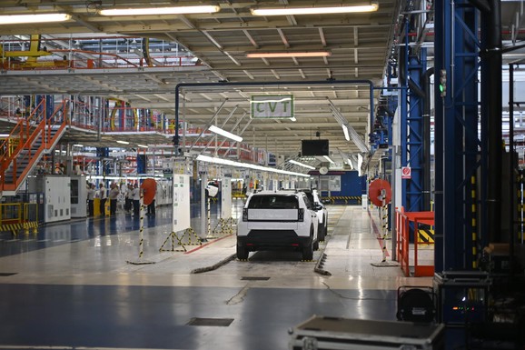 AUTOMOBILSKI BUM U KRAGUJEVCU! Prihodi fabrike porasli gotovo deset puta, proizvodi se 500 vozila dnevno