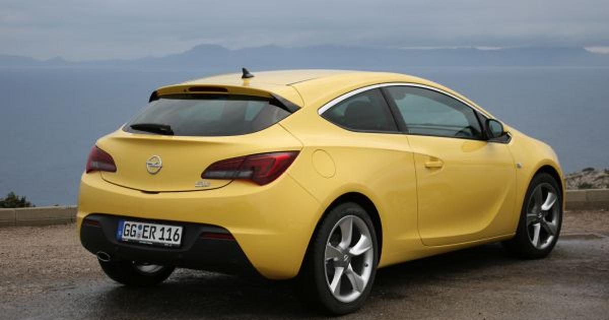Opel Astra GTC: drapieżna piękność