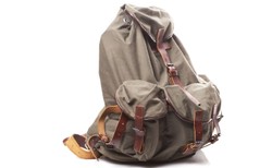 Poznań: Policja straciła w tramwaju plecak z bronią. Na szczęście zguba się odnalazła