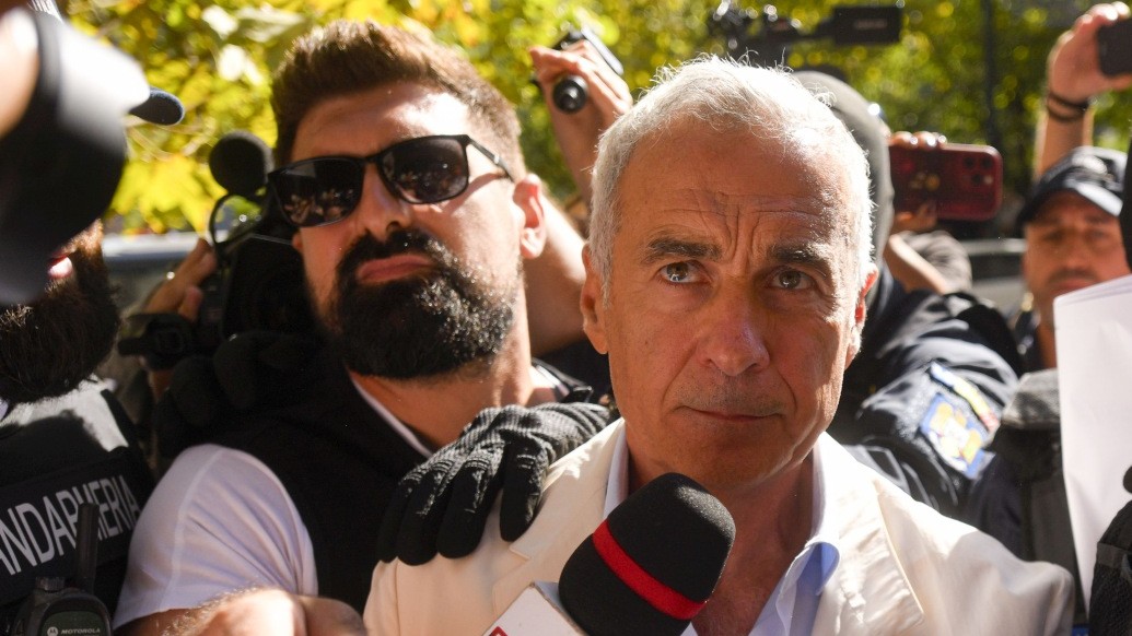 Interceptări din dosarul de înșelăciune al lui Călin Georgescu, publicate de PressOne: Preotul Ion Negoescu i-a pregătit profilul de prezidențiabil din 2022: „CG este Candidatul, l-am depersonalizat de tot”